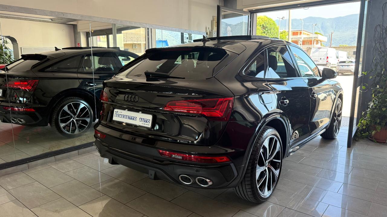 AUDI SQ5 SPORTBACK TETTO IDENTITY BLACK