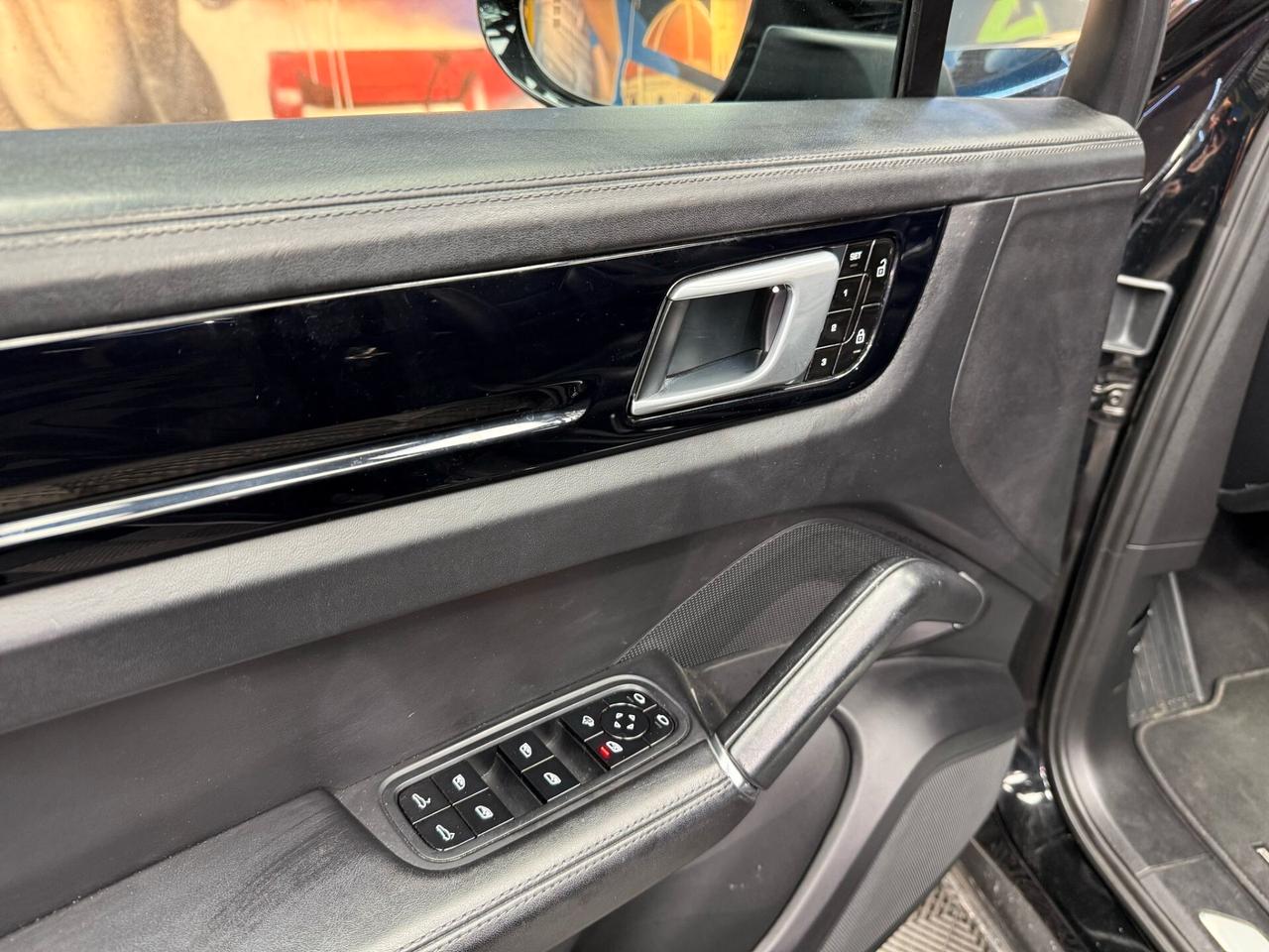 Porsche Cayenne 3.0 V6