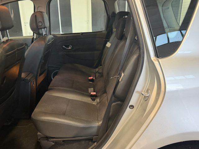 RENAULT Scenic 1.5 dCi 110CV Attractive