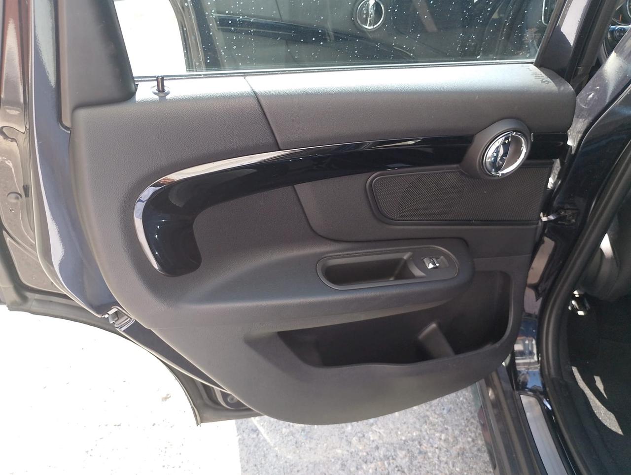 MINI Cooper Countryman HYPE