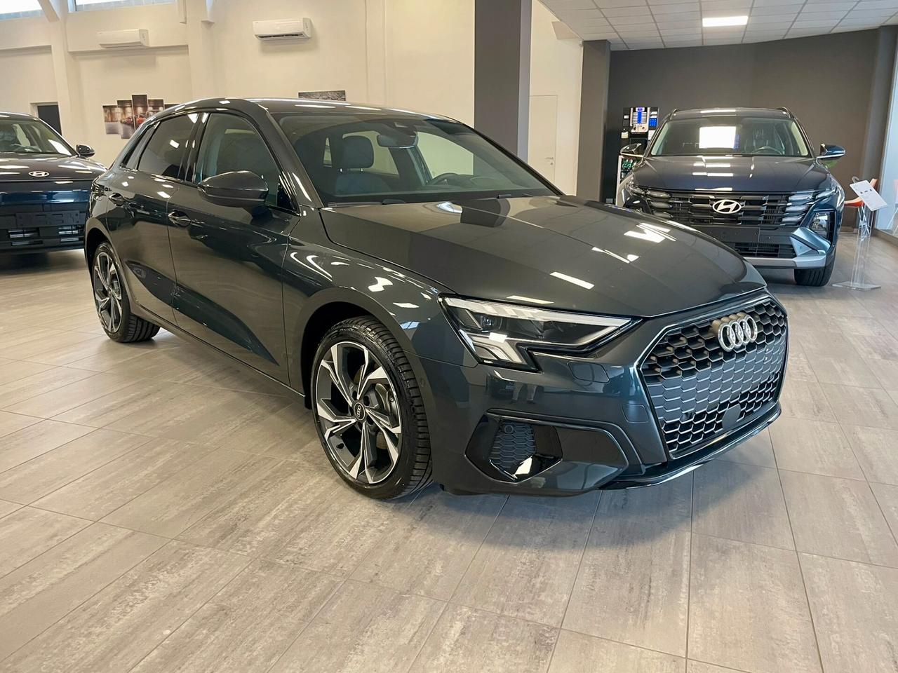 Audi A3 SPB 40 1.4 TFSI Hybrid S-tronic Business Advanced