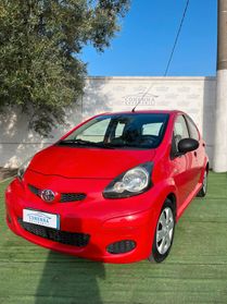 Toyota Aygo 1.0 12V VVT-i 5 porte Sol Connect