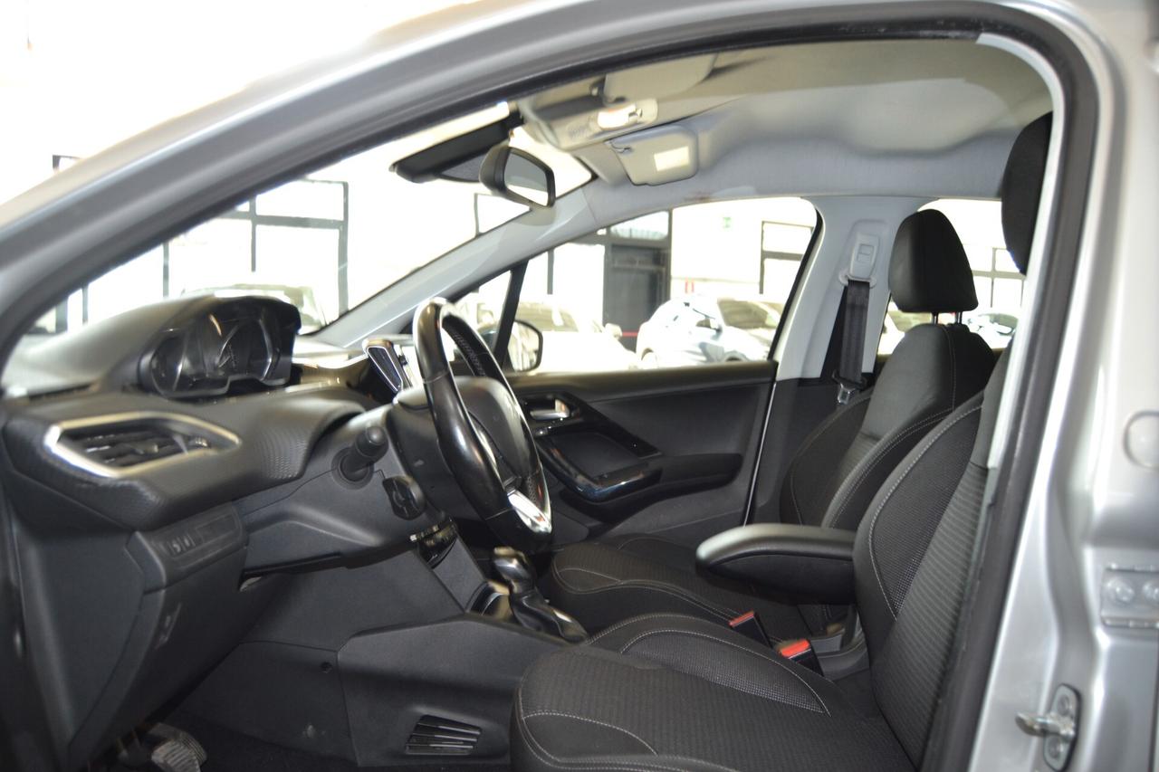 Peugeot 208 BlueHDi 75 5P Allure Navi/UniPRO/KMDOC