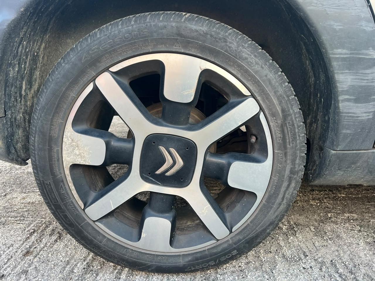 Citroen C4 Cactus BlueHDi 100 Shine