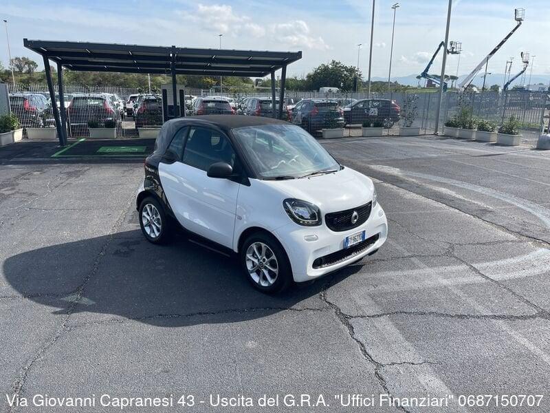 smart fortwo EQ Passion