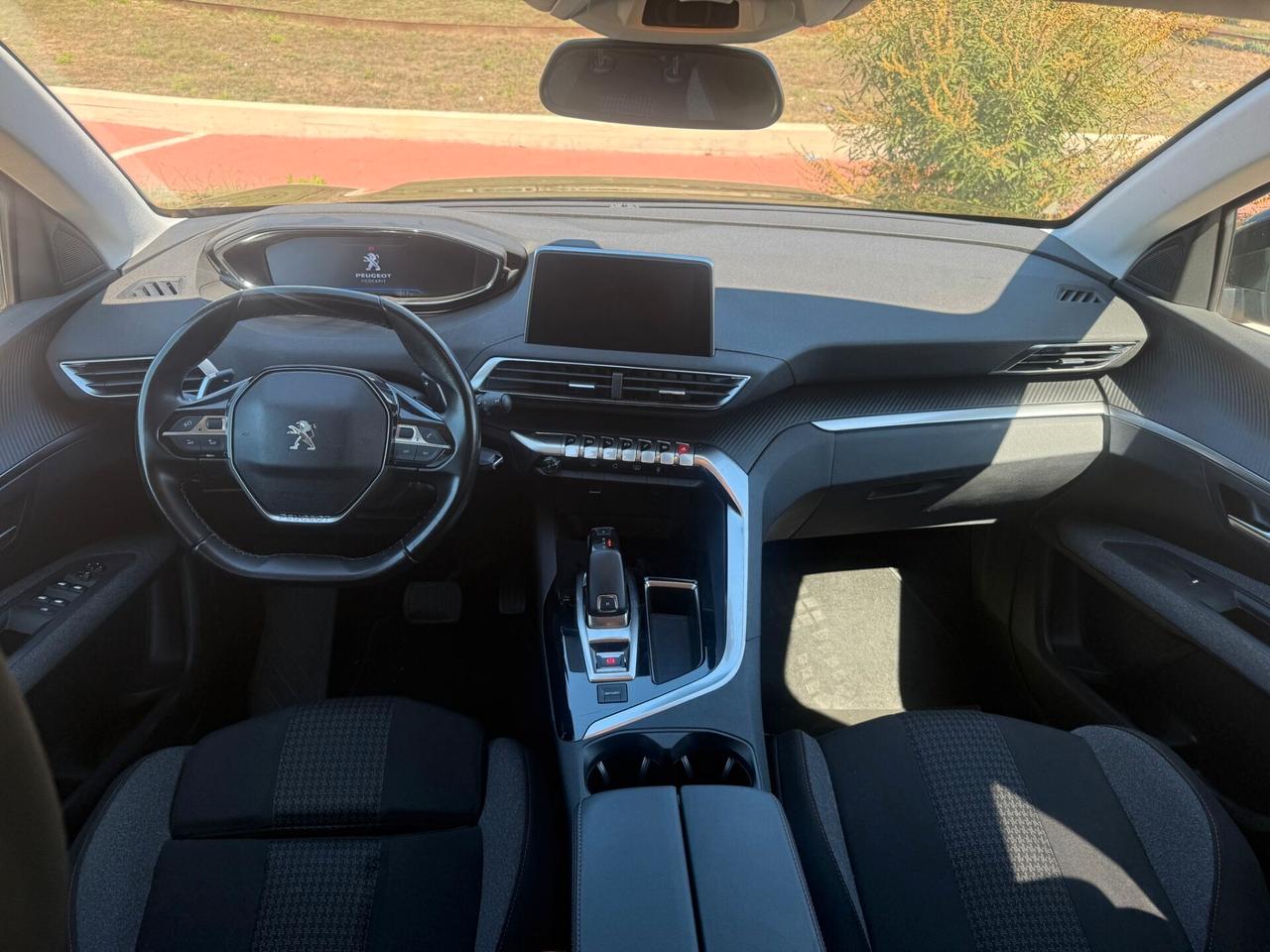Peugeot 3008 BlueHDi 130 S&S EAT8 Active