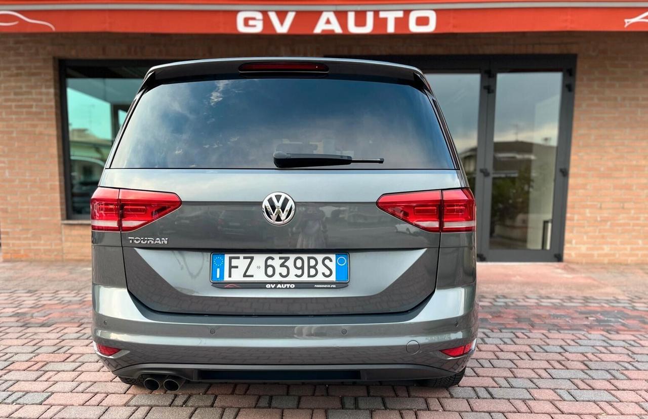 Volkswagen Touran 2.0 TDI DSG Executive - 7 POSTI