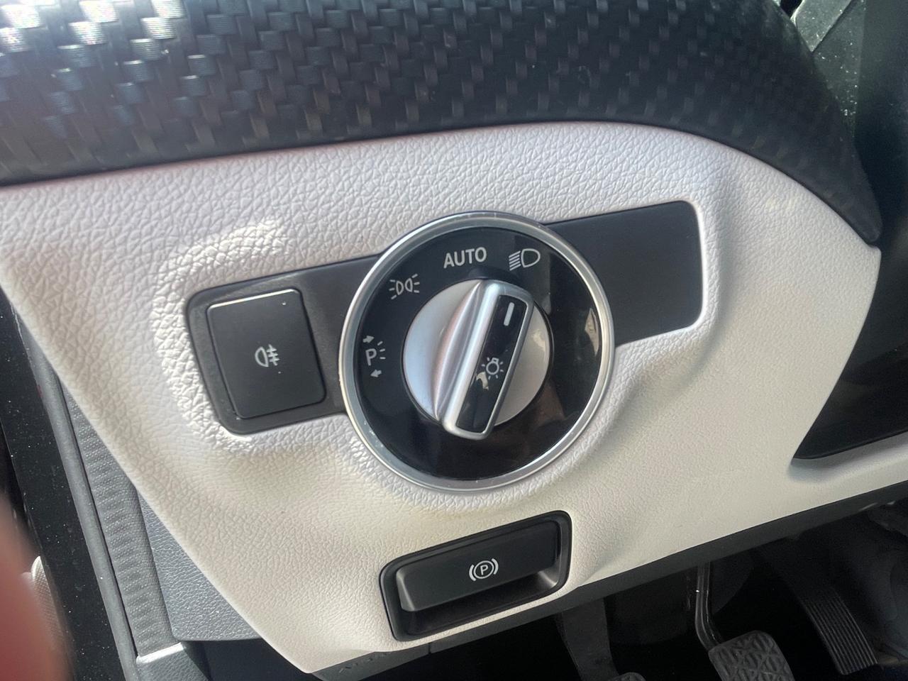Mercedes-benz A 180 A 180 d Sport