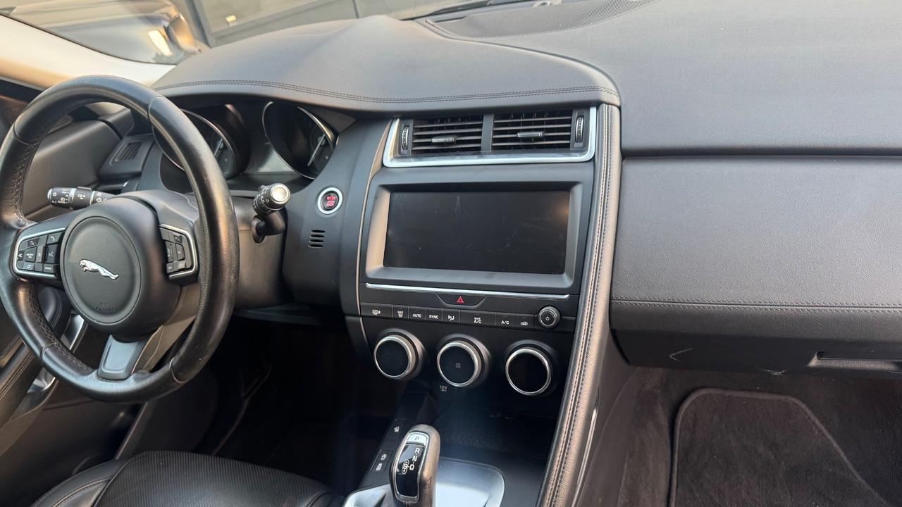 Jaguar E-Pace 2.0D 150 CV AWD aut. SE