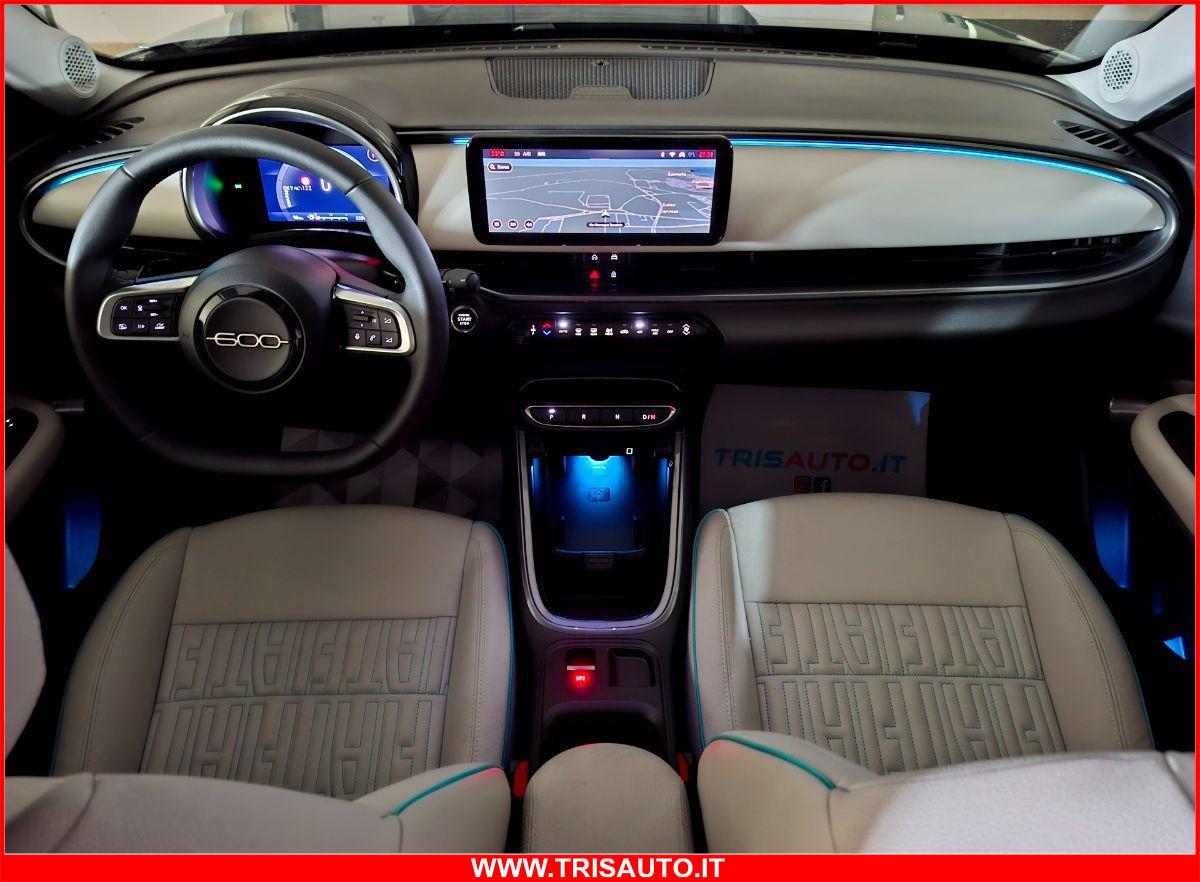 FIAT 600 1.2 T-GEN3 MHEV DCT La Prima NEOPATENTATI (FULL LED+PELLE+NAVI)