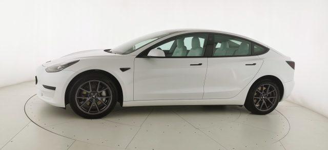 TESLA Model 3 RWD