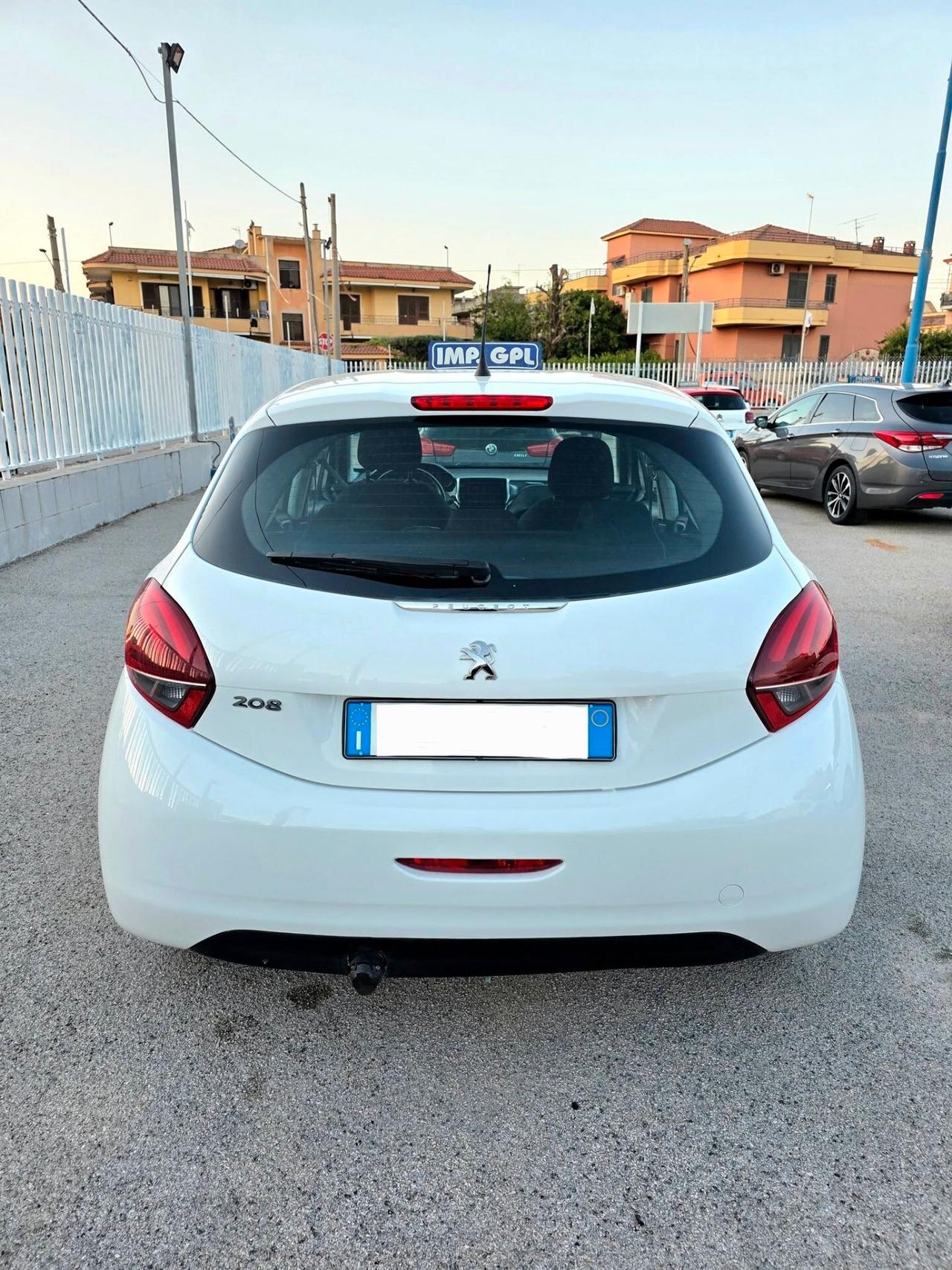 Peugeot 208 1.2 82cv GPL Allure