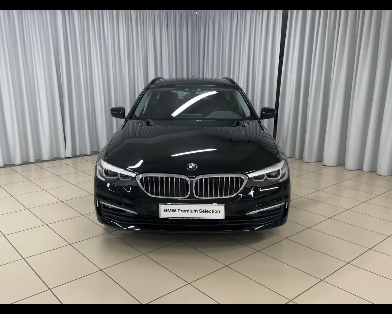 BMW Serie 5(G30/31/F90) - 520d Touring Business