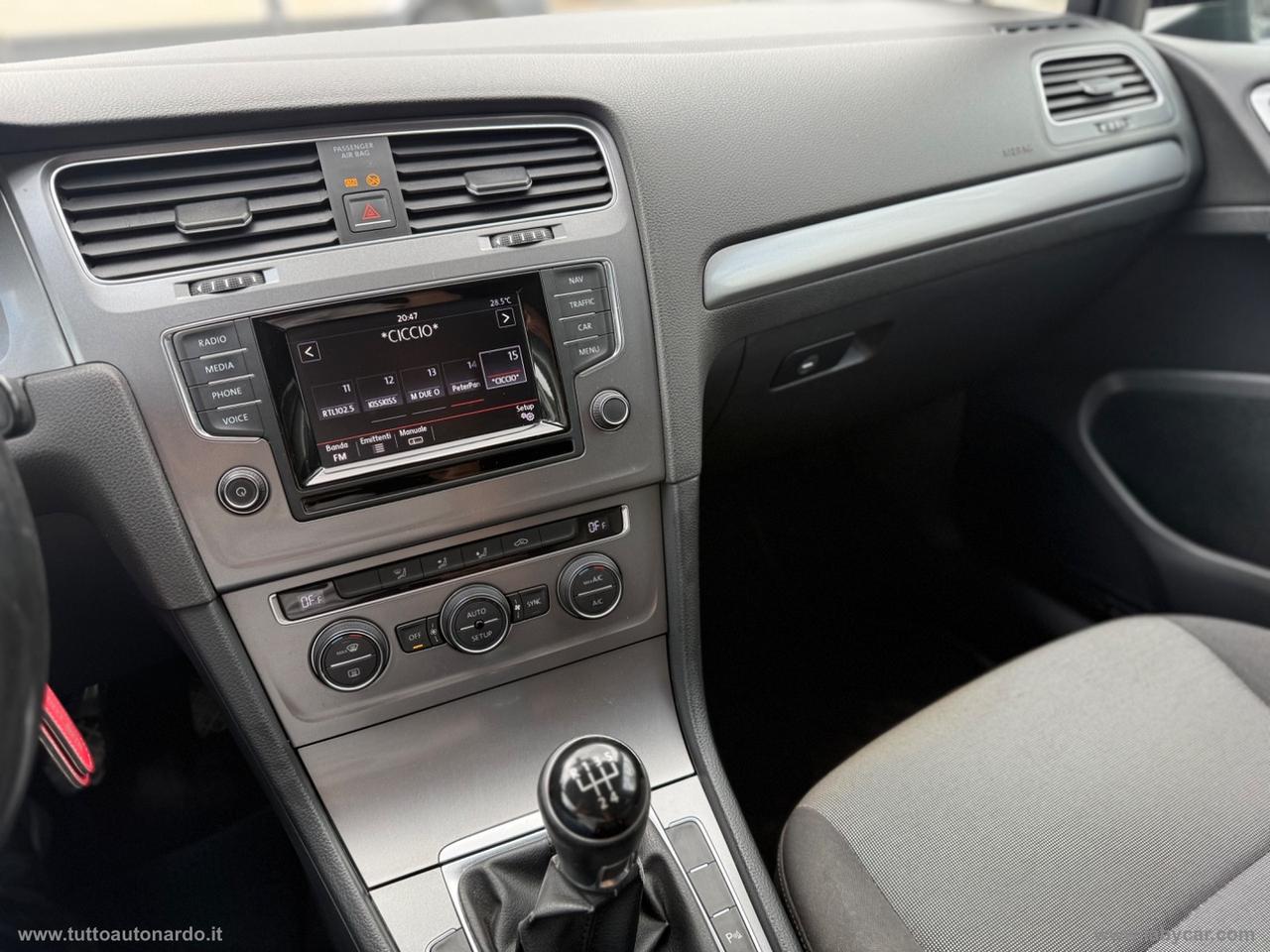 VOLKSWAGEN Golf 1.6 TDI DSG 5p. Highline BMT