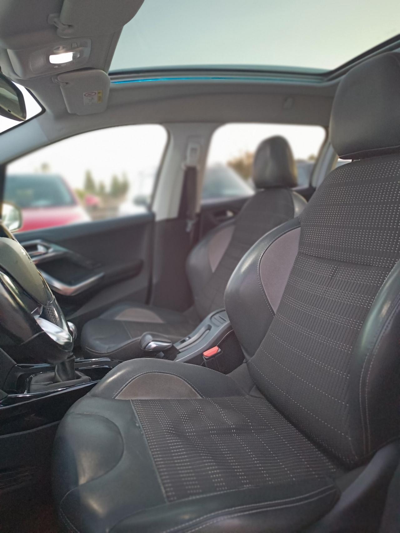 Peugeot 2008 BlueHDi 120 S&S Allure