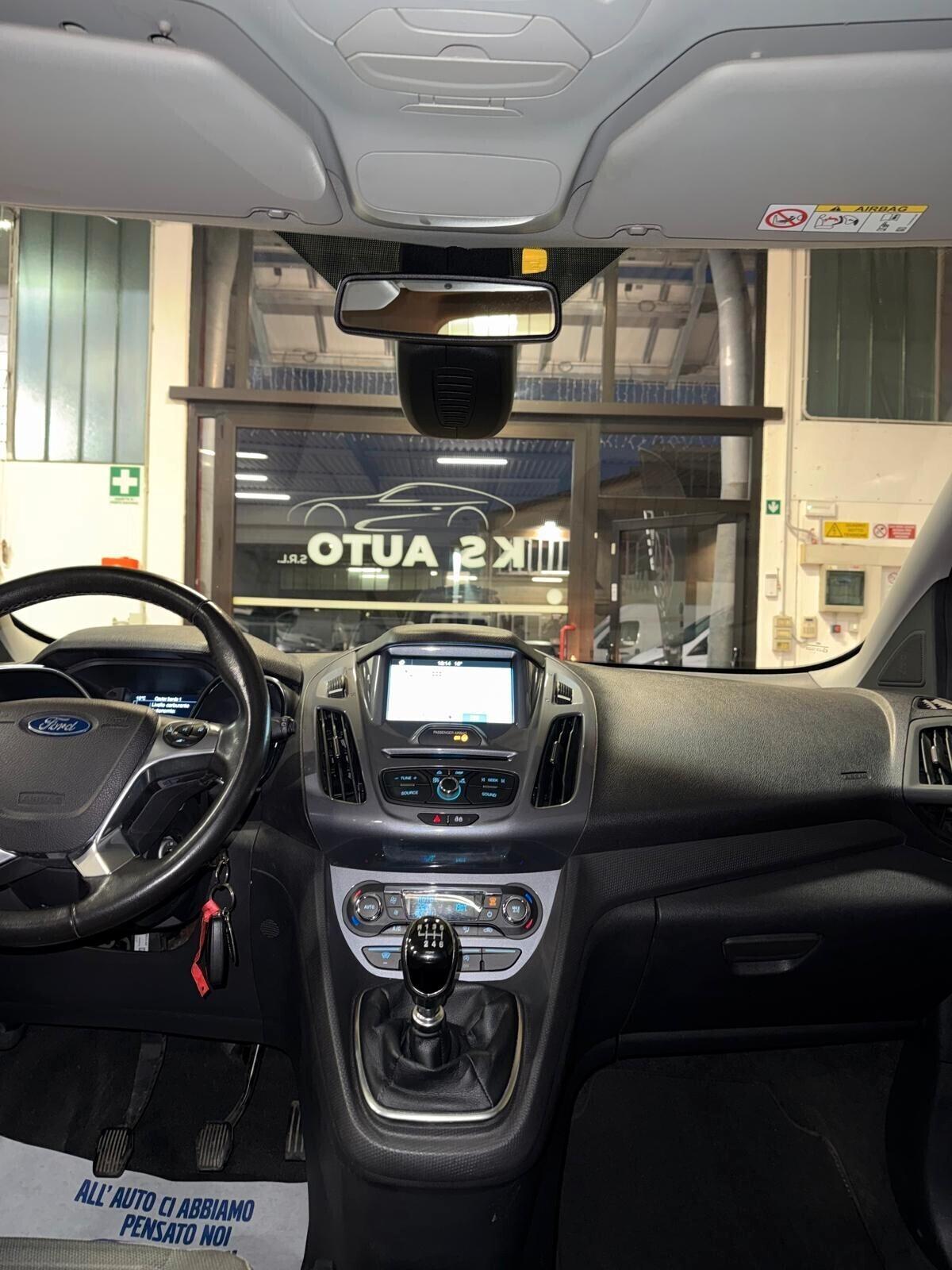 Ford Tourneo Connect 1.5 TDCi Titanium