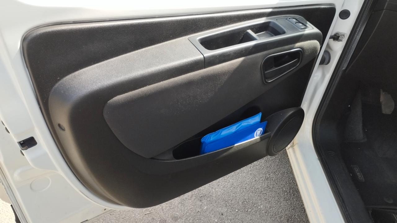 Fiat Qubo 1.3 MJT 95 CV Trekking