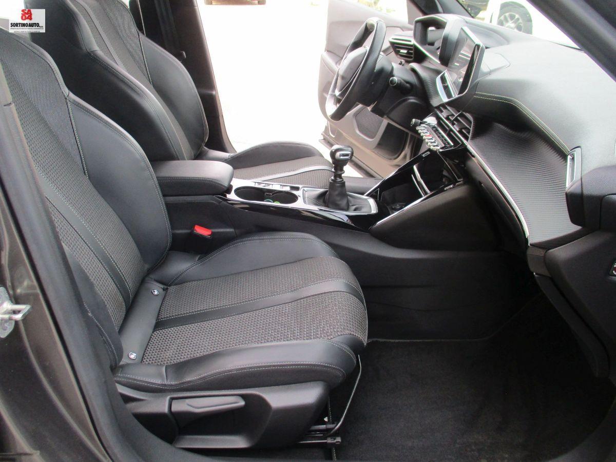 PEUGEOT 2008 PureTech 130 S&S GT-2021 KM55000