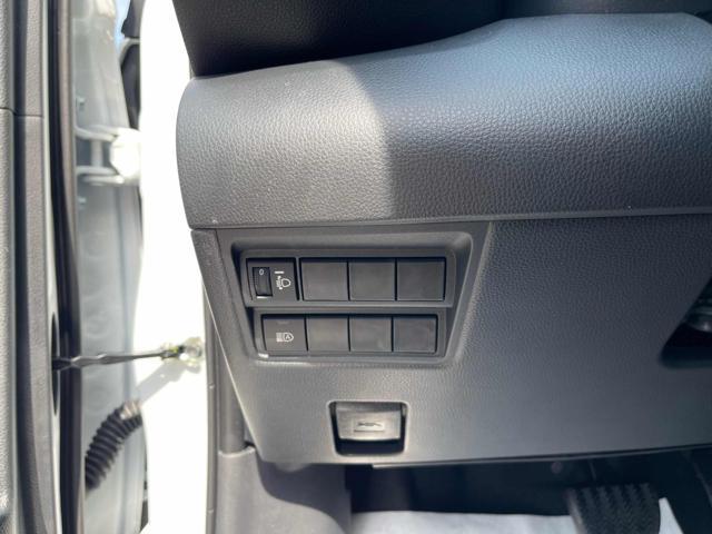 TOYOTA Yaris 1.5 130 Hybrid 5 porte Lounge - NUOVA