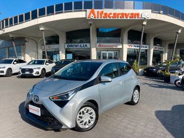 Toyota Aygo 1.0 x-business 72cv automatica