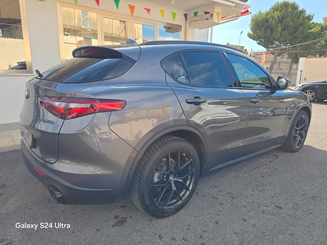Alfa Romeo Stelvio 2.2 Turbodiesel 160 CV AT8 RWD Sport-Tech