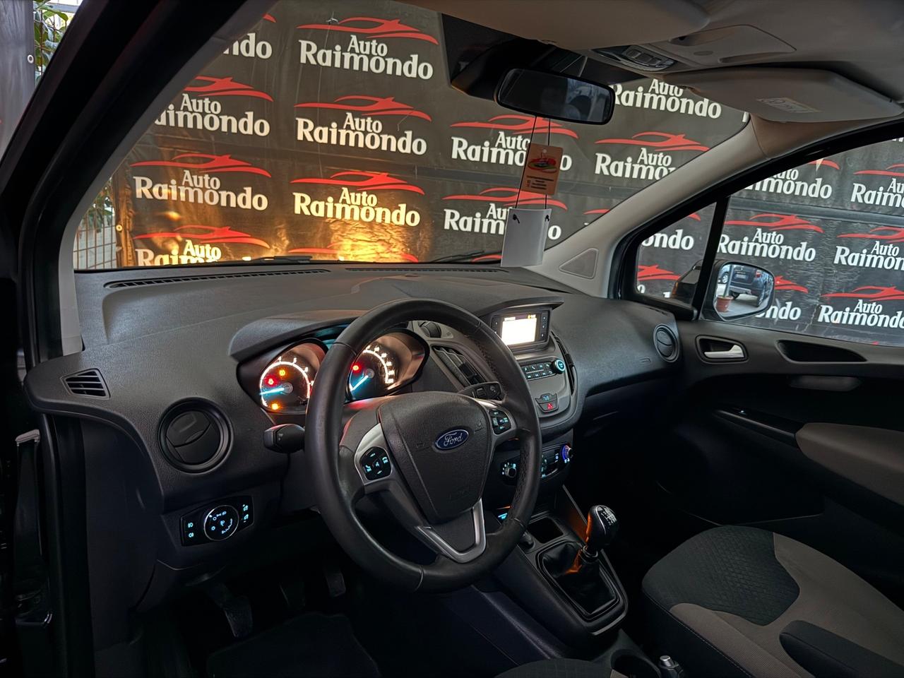 Ford Tourneo Courier 1.0 EcoBoost 100 CV Sport