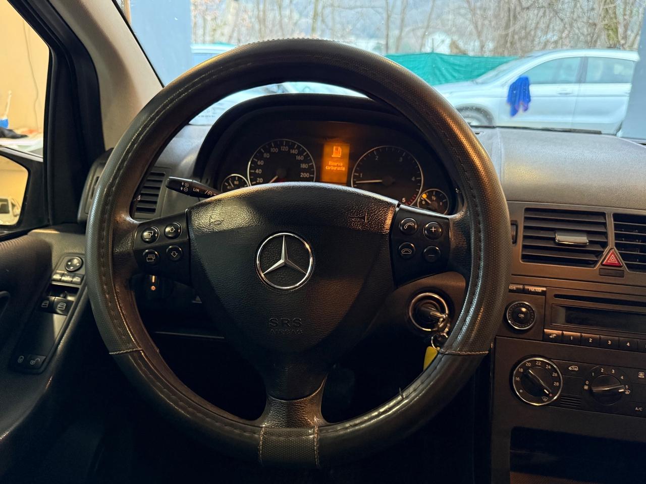 Mercede classe A 180 CAMBIO AUTOMATICO 157.000KM