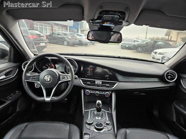 ALFA ROMEO Giulia Giulia 2.2 t Super Q4 180cv awd auto - FR618PN