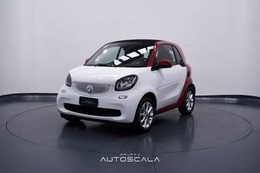 SMART ForTwo 1.0 71cv Twinamic Passion Navy