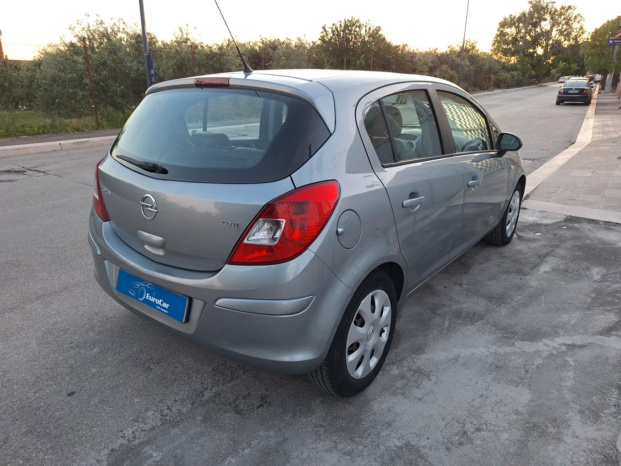 Opel Corsa 1.3 CDTI 75cv