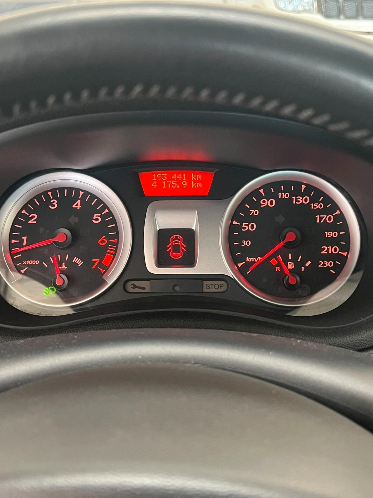 RENAULT CLIO 1.2 5P Live!