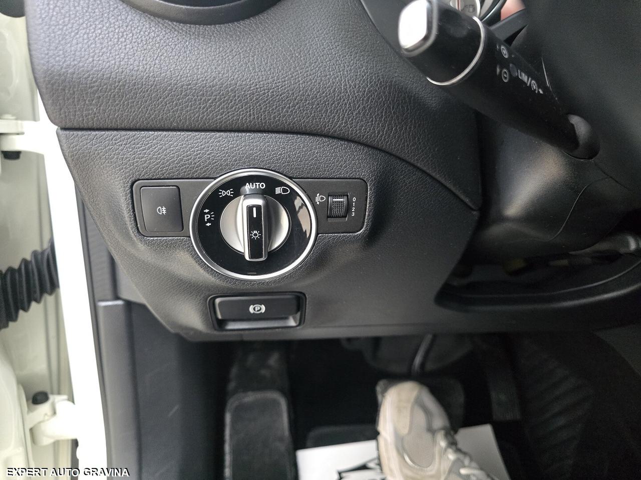 MERCEDES GLA 180d
