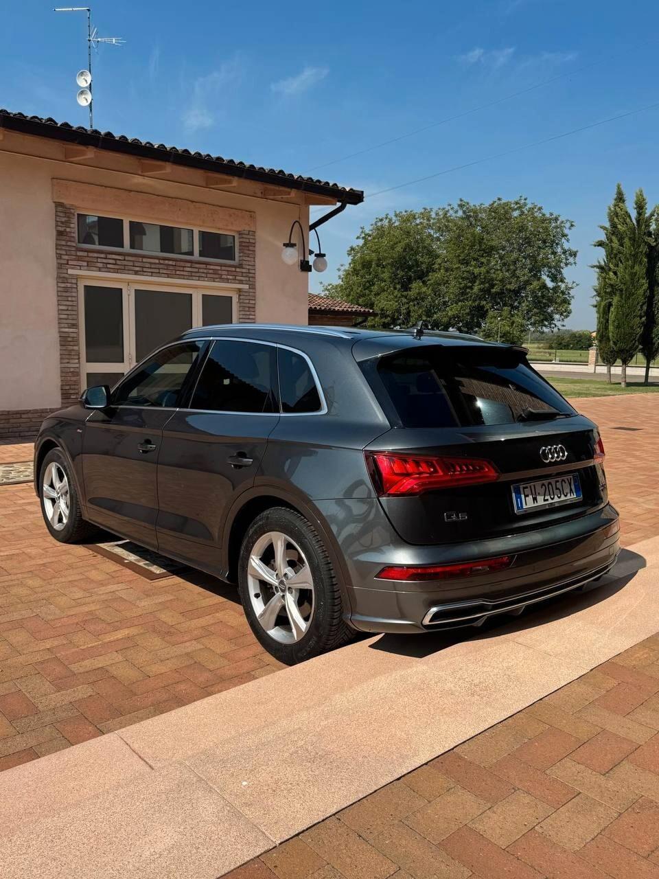Audi Q5 50 TDI quattro tiptronic