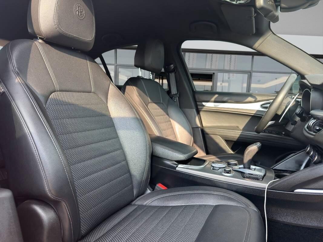 Alfa Romeo Stelvio 2.2 t Sprint Q4 190cv AUTO con Telecamera