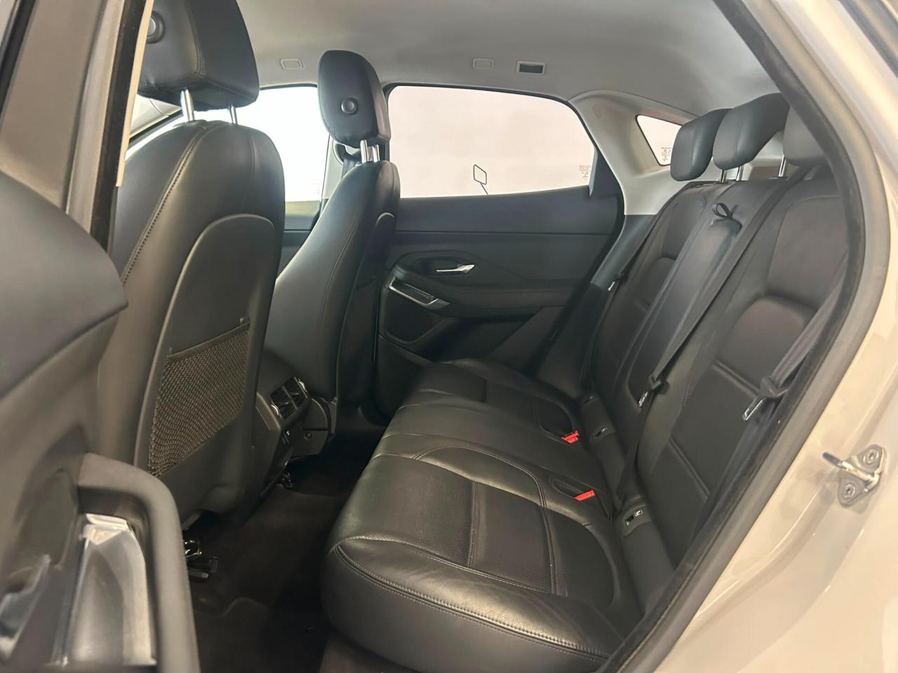 Jaguar E-Pace 2.0D 150CV. R-Dynamic 2019