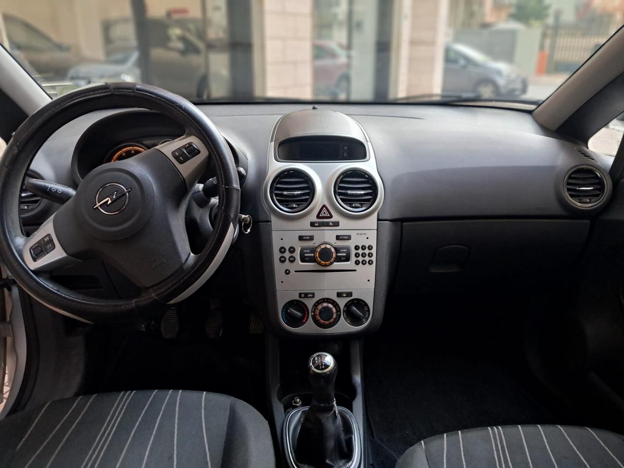 OPEL CORSA 1.2 GPL 5 PORTE-NEOPATENTATI-Euro3990-