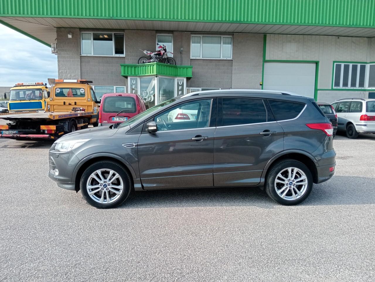 Ford Kuga 1.5ecob. TITANIUM 4X4 Automatica