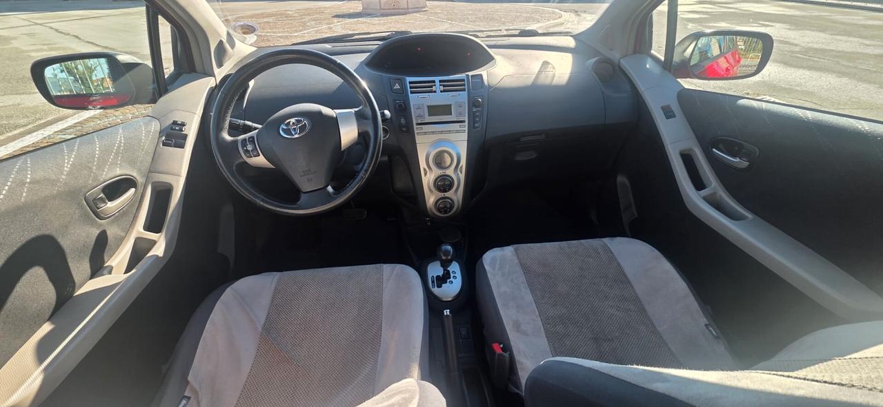 Toyota Yaris 1.3 5 porte