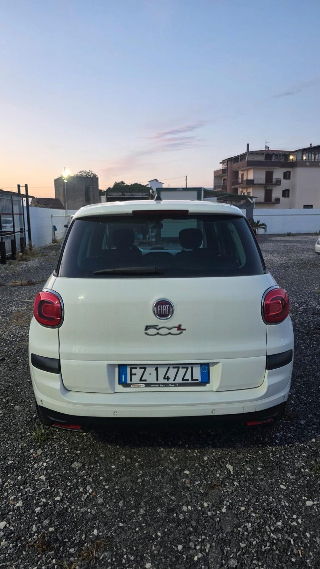 Fiat 500L 1.6 Multijet 120 CV Mirror