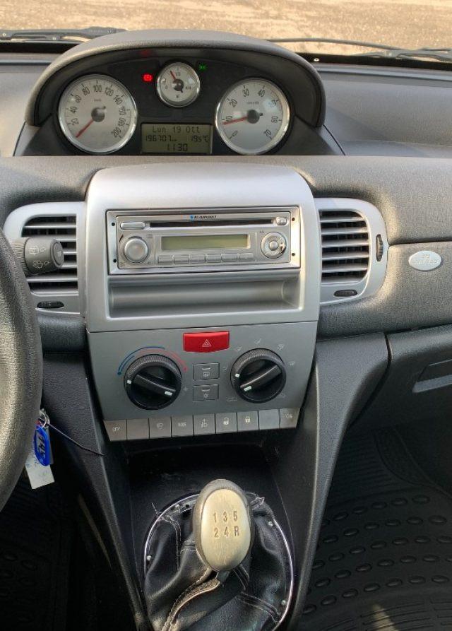 LANCIA Ypsilon 1.2 69 CV Platinum