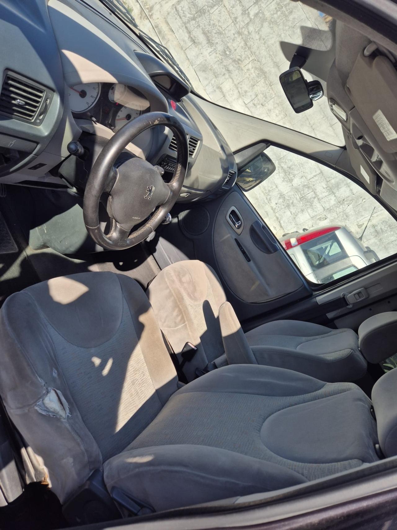 Peugeot Expert Tepee 2.0 HDi 120CV PC Premium 6P