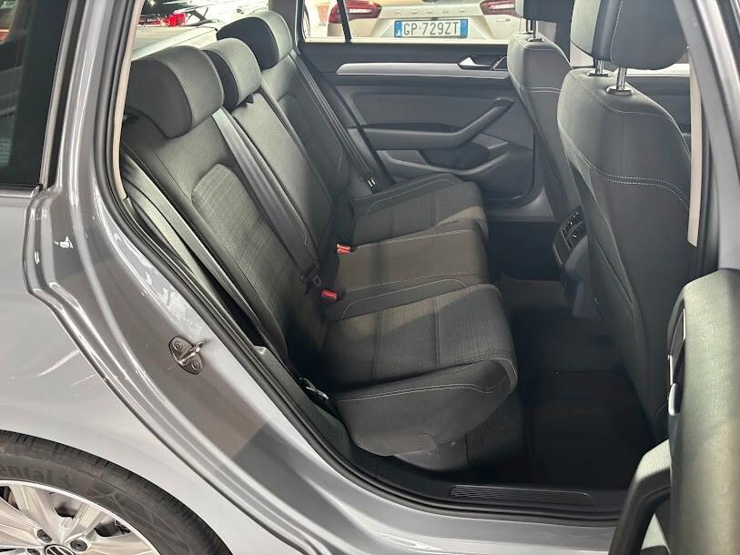 Volkswagen Passat Variant 2.0 TDI 150CV SCR EVO DSG Business