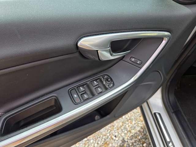 Volvo V60 V60 I 2014 2.0 d2 Momentum geartronic