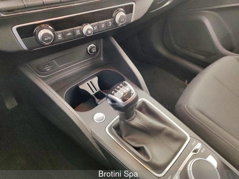 Audi Q2 Q2 35 TFSI Business Advanced