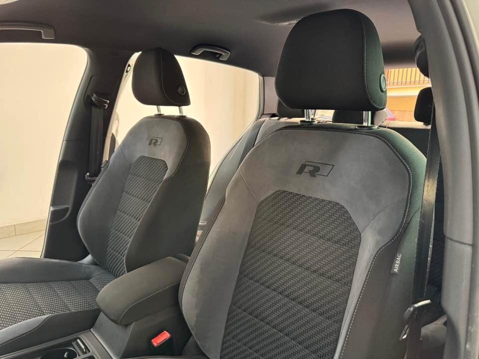 Volkswagen Golf 7.5 1.6 TDI 115 CV 5p. R-line 2018