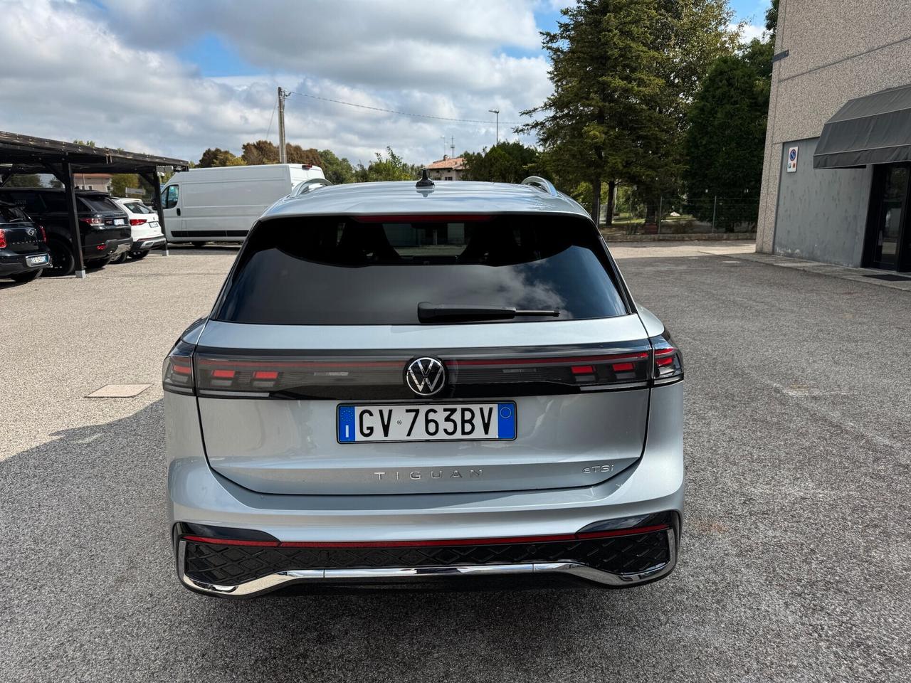 Volkswagen Tiguan 1.5 eTSI 150 CV ACT DSG R-Line FULL OPTIONAL