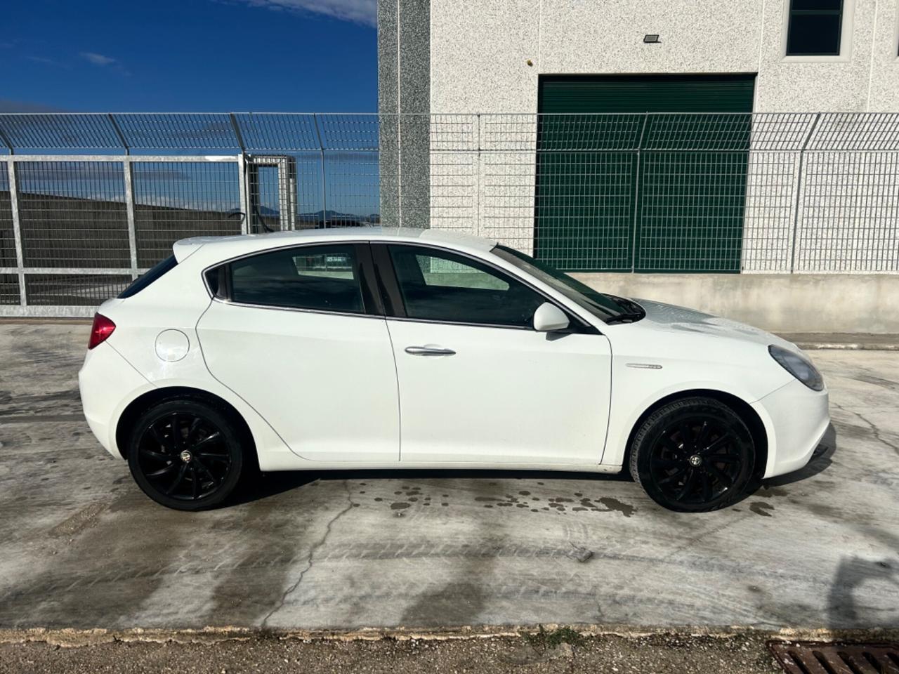 Alfa Romeo Giulietta 2.0 JTDm-2 140 CV Exclusive