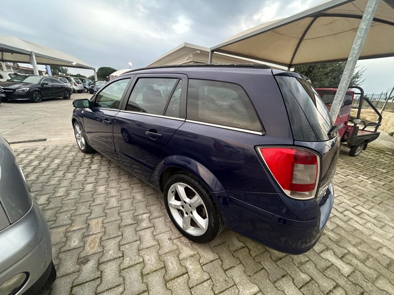 Opel Astra 1.7 CDTI 101CV Station Wagon Club