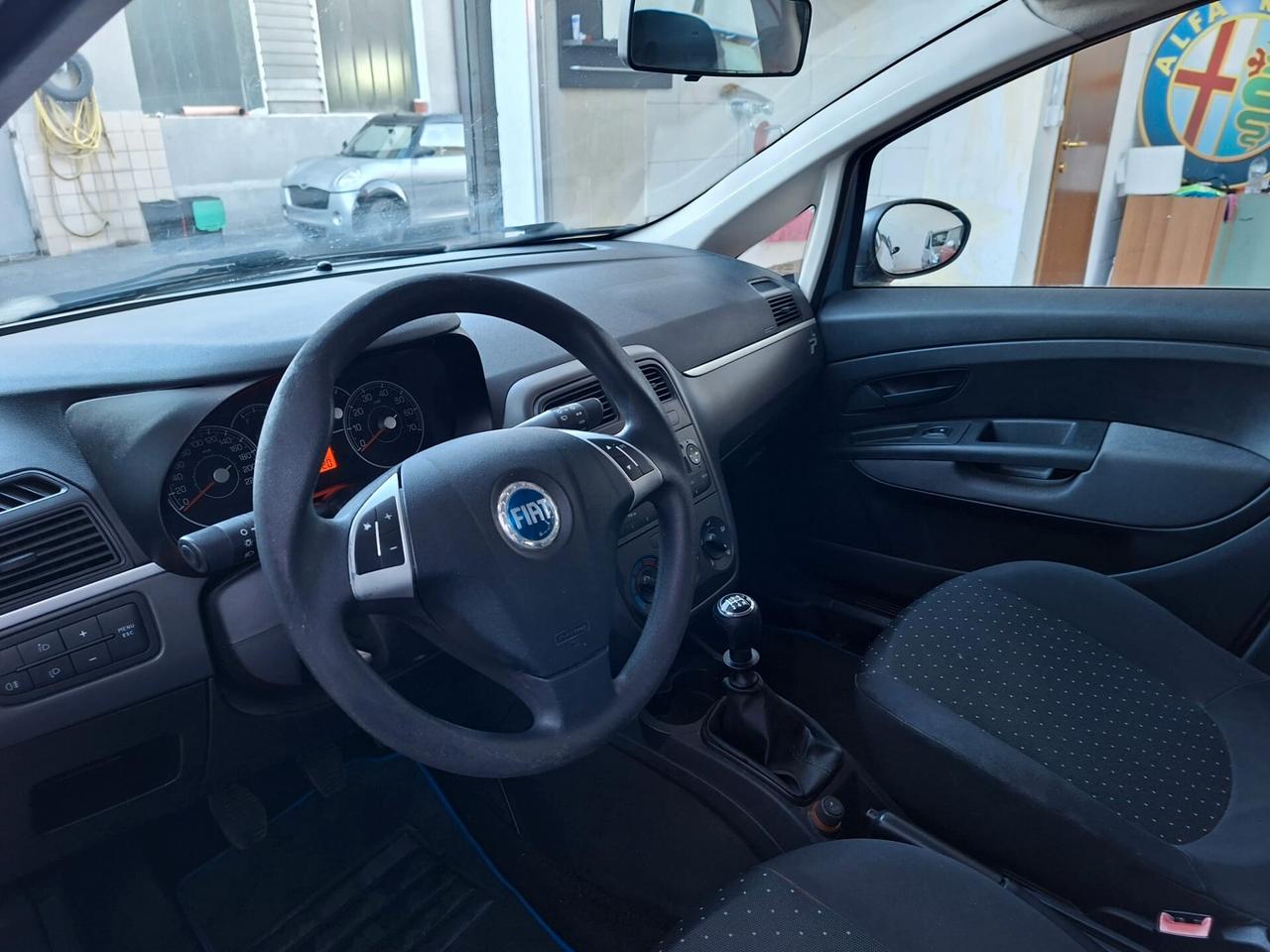 Fiat Grande Punto 5p 1.4 Dynamic 77cv, Adatta a neop.