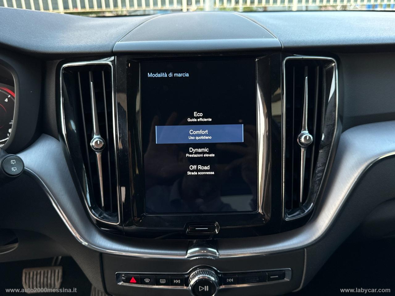 VOLVO XC60 B4